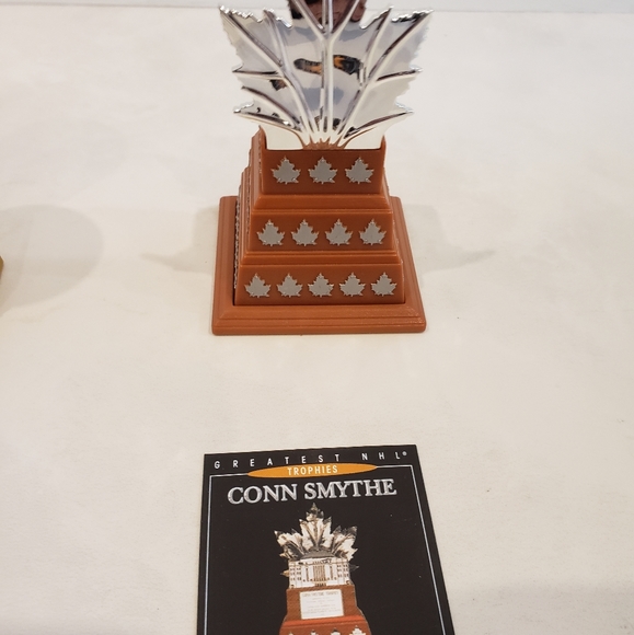 McDonald's James Norris and Conn Smythe Trophies 2003, NHL trophies - Picture 3 of 6